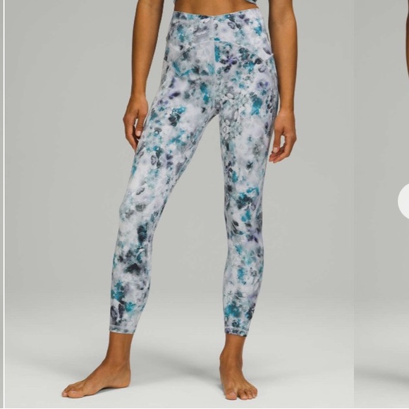 lululemon athletica Pants - Lululemon Unlimit High-Rise Tight 25" in Kaleidofloral Multi ~ Size 10
